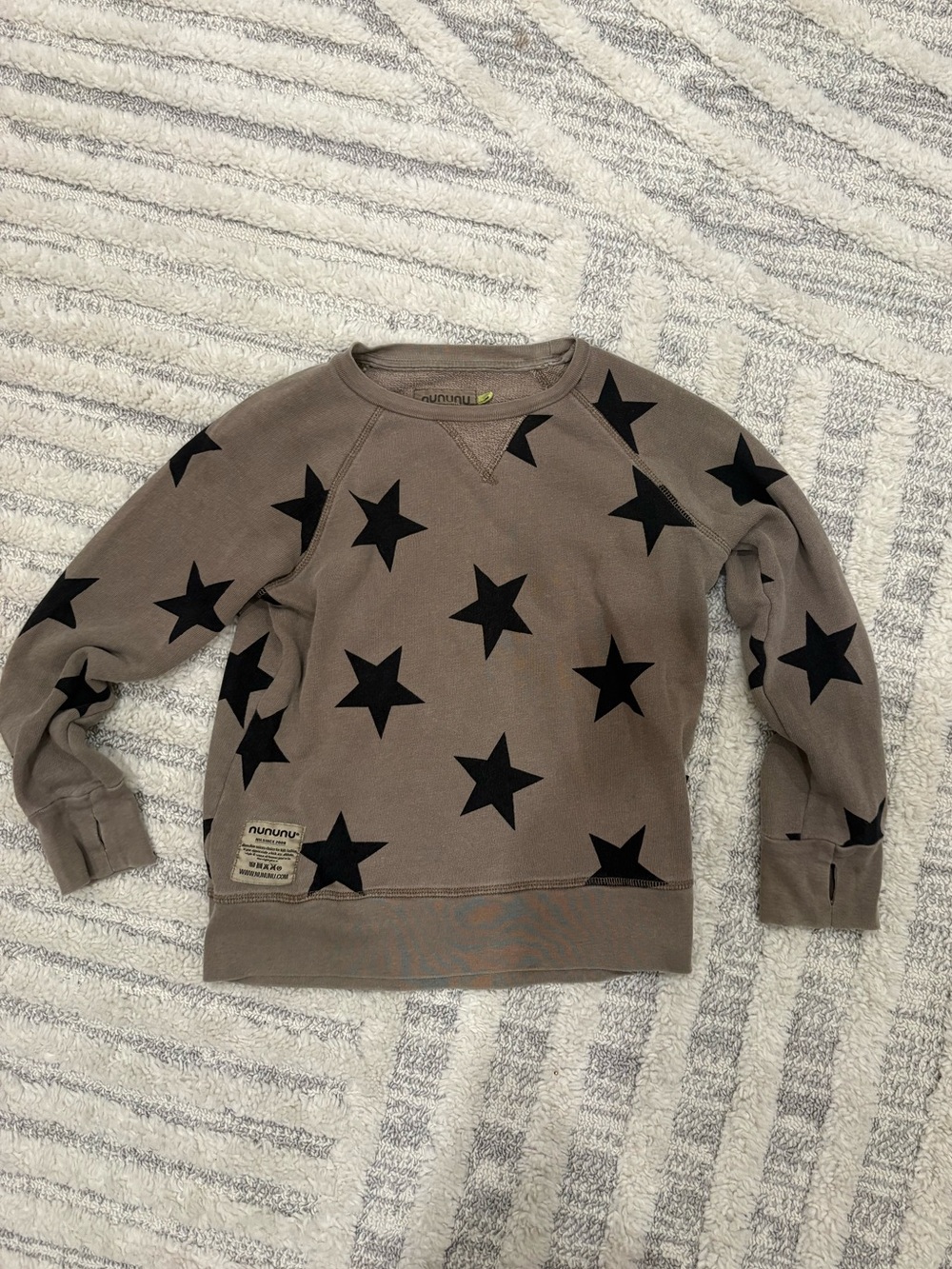 nununu Sweatshirt with Black Star Print